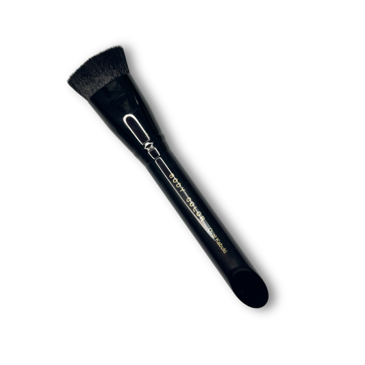 Body Color Cosmetics Oval Kabuki Stiletto face painting brush with large black oval bristles designed for fast base coverage and blending.