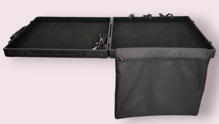 THE FLAT OUT CASE Designed by professional face painters - Silly Farm Supplies